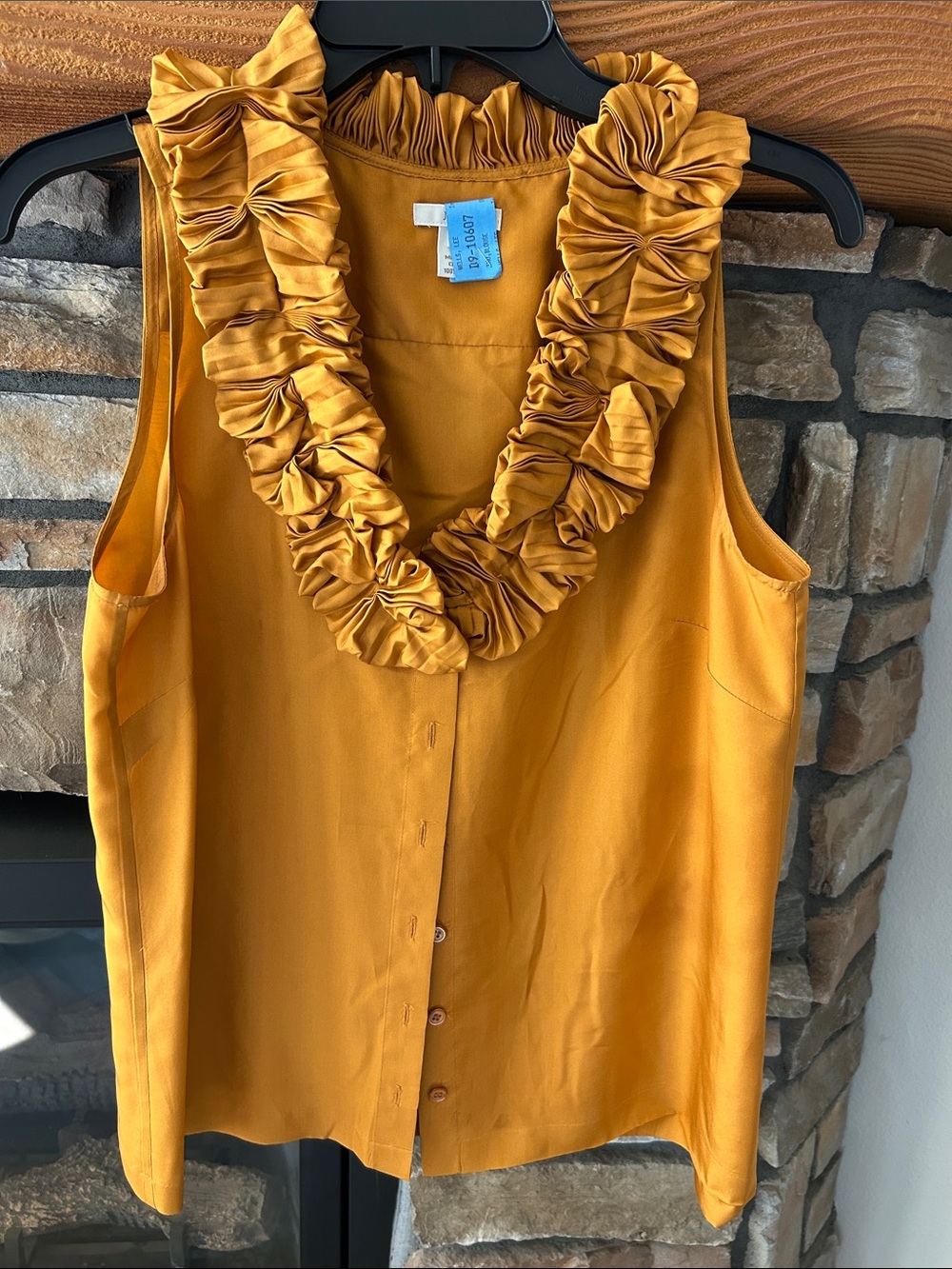 J Crew 100% Silk Sleeveless Ruffle V-Neck Top in Mustard 💕